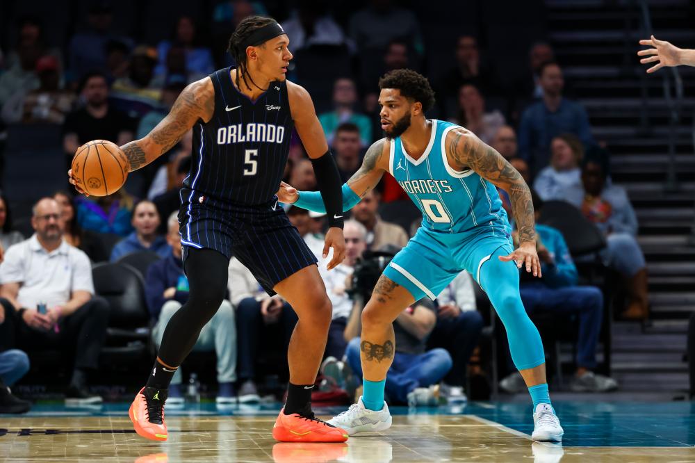 然触碰了巴 然触碰了巴