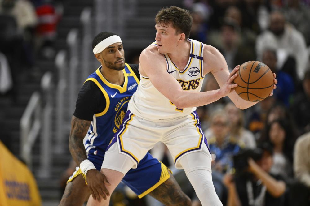 虽然他的职 虽然他的职