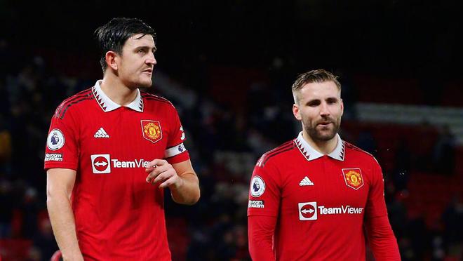 还稳居小组 还稳居小组